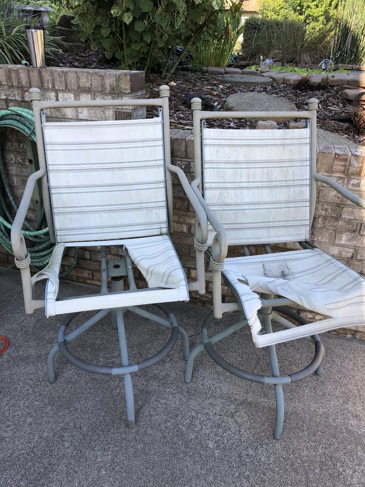 Make it Mondays: Tall Patio Chair Redo | Moola Saving Mom